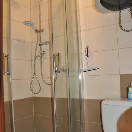 Apartament Mirror Brick Studio