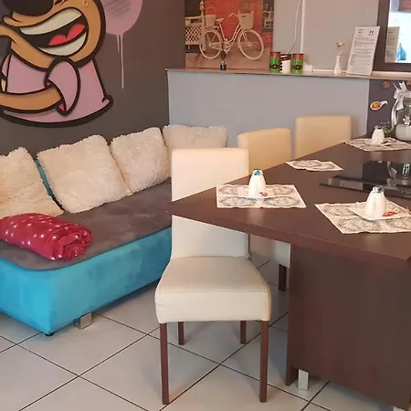 Apartament Mirror Brick Studio * Świętochłowice
